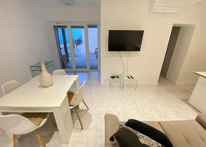 La Veille Saint-Raphaël